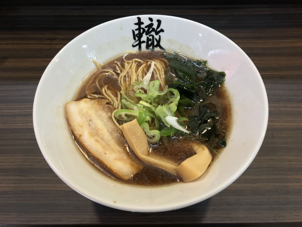 ラーメン酒場 轍 京急蒲田 蒲田 醤油ラーメン Zubatto のラーメン一刀両断