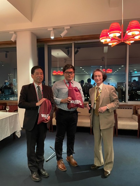 LINE_ALBUM_20241219_241219_43