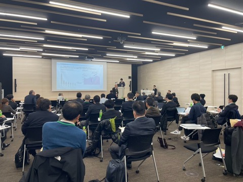 LINE_ALBUM_36_250306_23