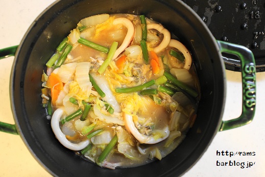 ストウブで 白菜 イカ アサリの旨煮 の献立 Ram S Bar Powered By ライブドアブログ