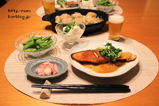 鮭のバター醤油ソテー とストウブで ５５１の焼売 の献立 Ram S Bar Powered By ライブドアブログ