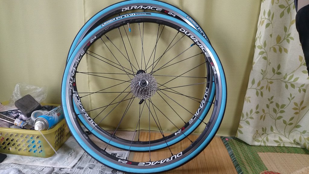 DURA-ACE WH-7900 C24のハブをグリスアップしてみた : オヤジ DURA-ACE WH-7900 C24のハブをグリスアップしてみた : オヤジ
