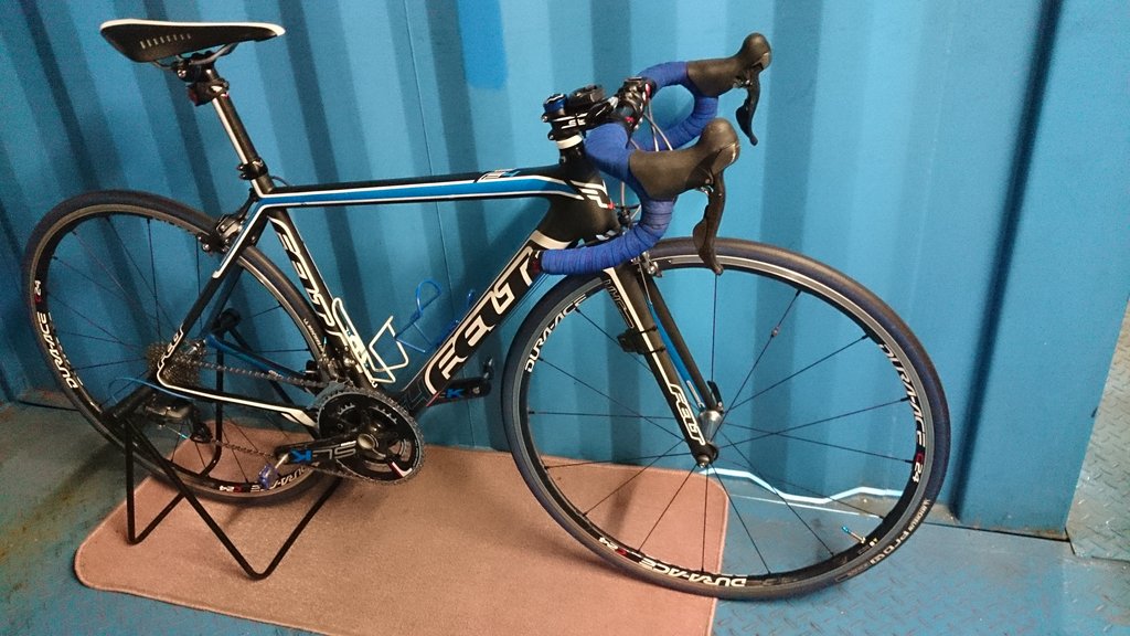 自転車 タイヤ ローテーション