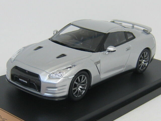 Amazon | 41 日産 GT-R R35 GTR 2012 国産名車コレクション1/24
