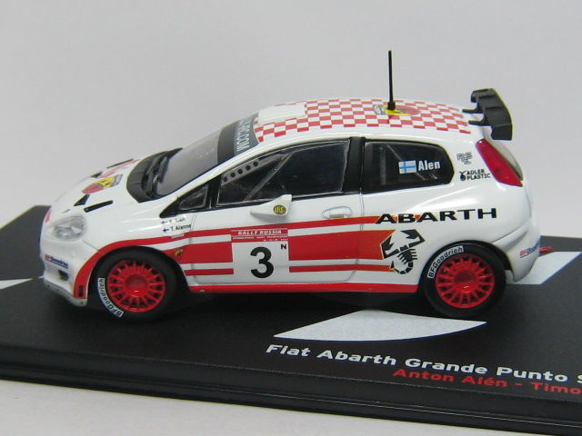 43-0145 Fiat Abarth Grande Punto S2000 Rally Russia ラリーカー