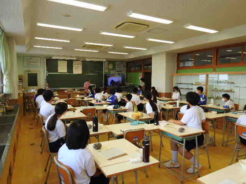 41AD3BCA-2BE0-4AB7-B2FC-E1BEB7B818FE