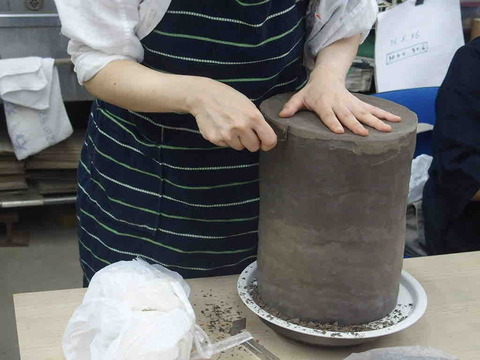 6DAC29D4-3CE9-48A3-B6FF-FAD3B92360B8