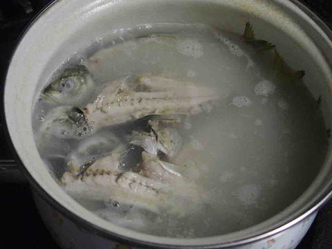 8832F425-B961-4F6D-AE77-66D2E6A3F5A9