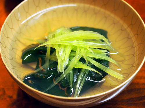 鮑と若布、蕗の椀