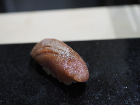 ・