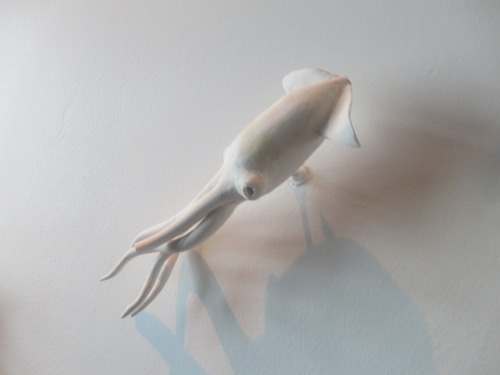 ・