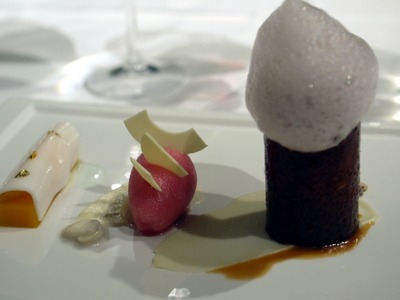 �ǥ�����