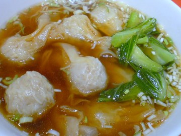 ワンタン麺