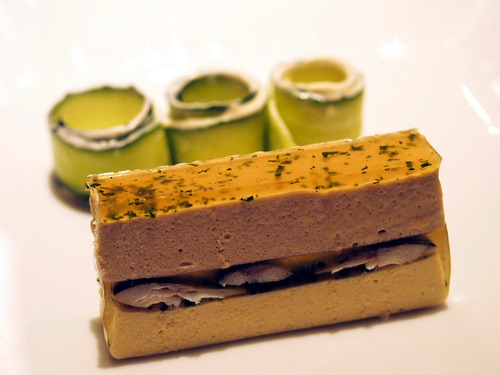 ���Υƥ꡼��