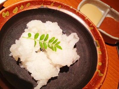 ���餷������