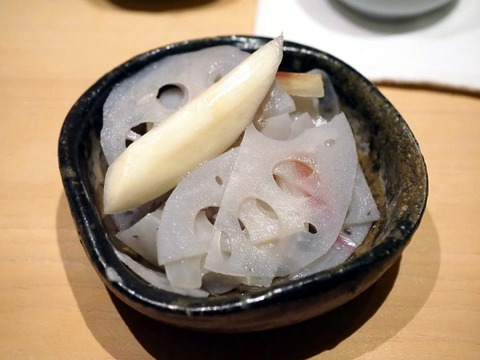 ・