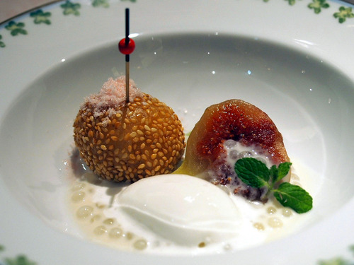 �ǥ�����