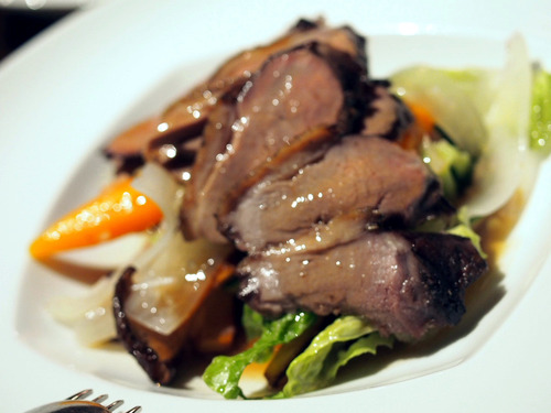 鴨胸肉の温製サラダ