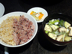 玄米と黒米