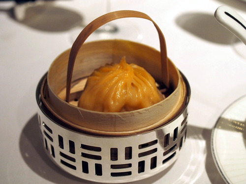 蟹味噌小龍包