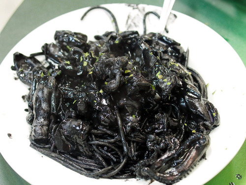 イカ墨パスタ