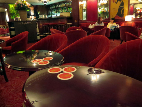 �ƥ����롼��