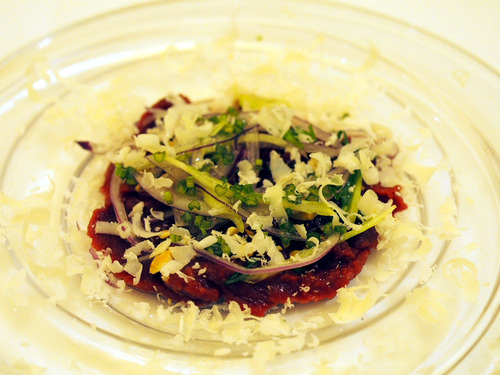 馬腿肉のカルパッチョ