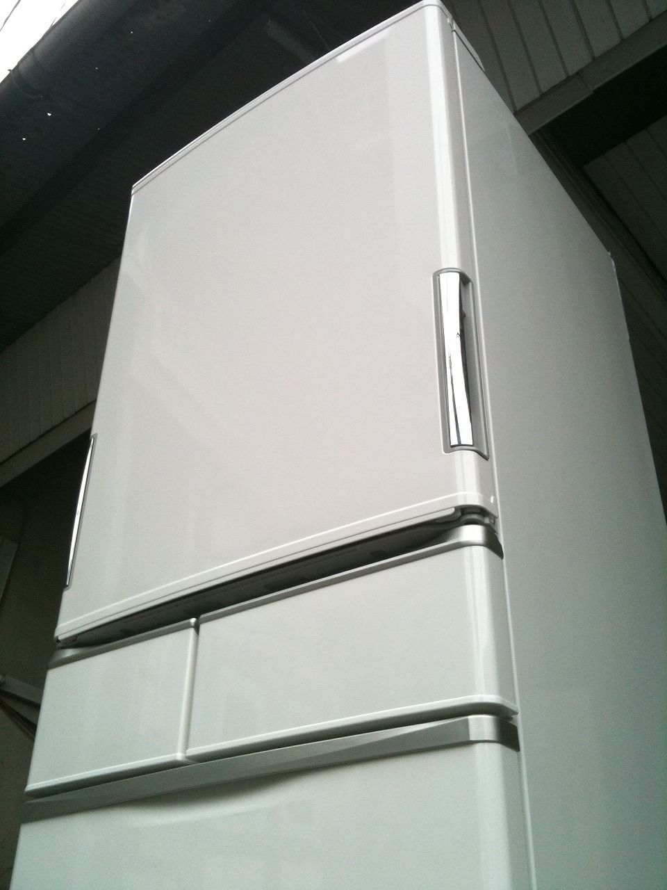 白 冷蔵庫 おしゃれ なカラー冷蔵庫 ラシックカラーズ