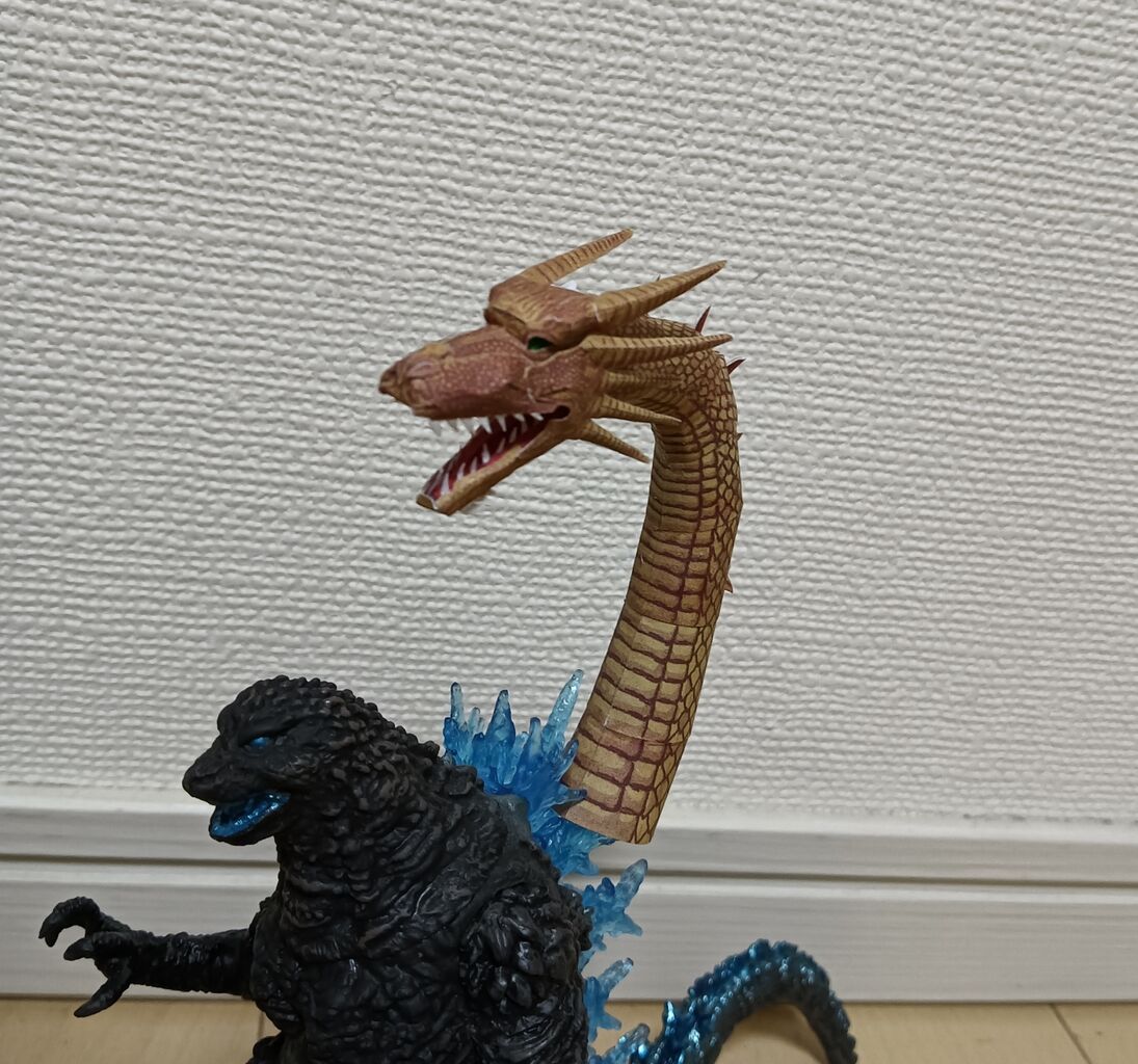キングギドラのペーパークラフト1 : テムレイのジャンク屋