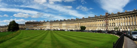 Bath_royal_crescent[1]