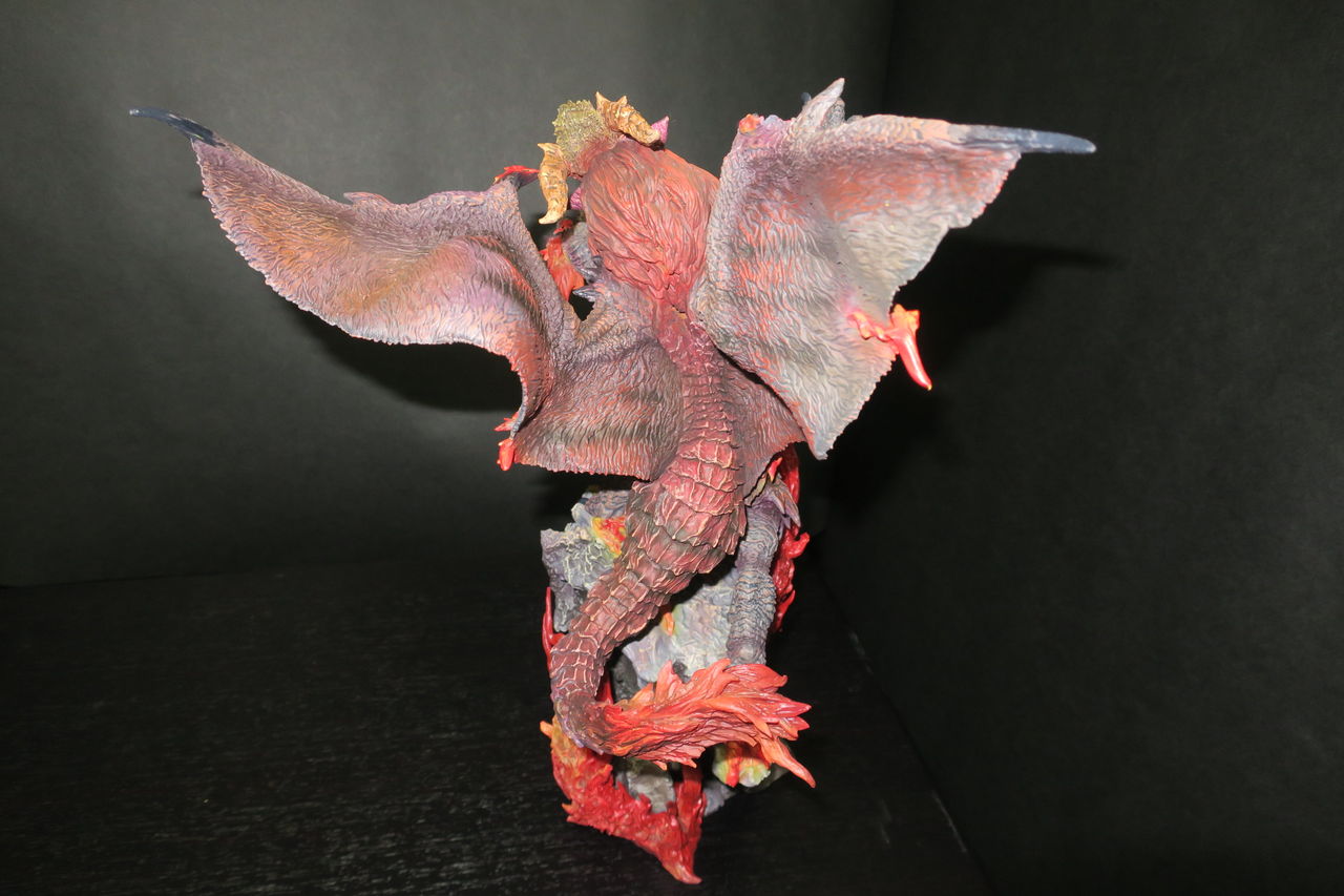 【未開封品】炎王龍 テオ・テスカトル クリエイターズモデル フィギュア カプコン Amazon.co.jp: カプコンフィギュアビルダー クリエイターズ