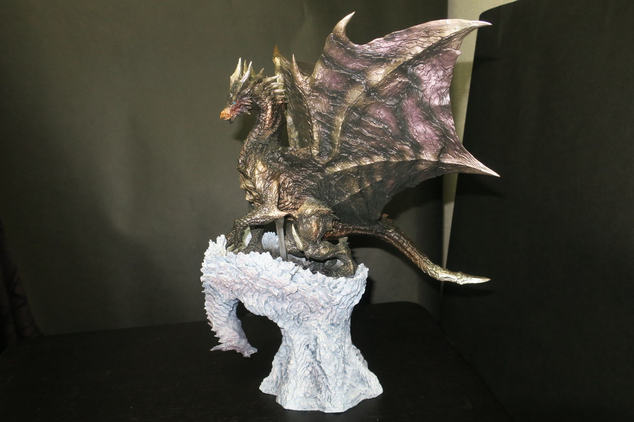 カプコンフィギュアビルダー クリエイターズモデル 鋼龍