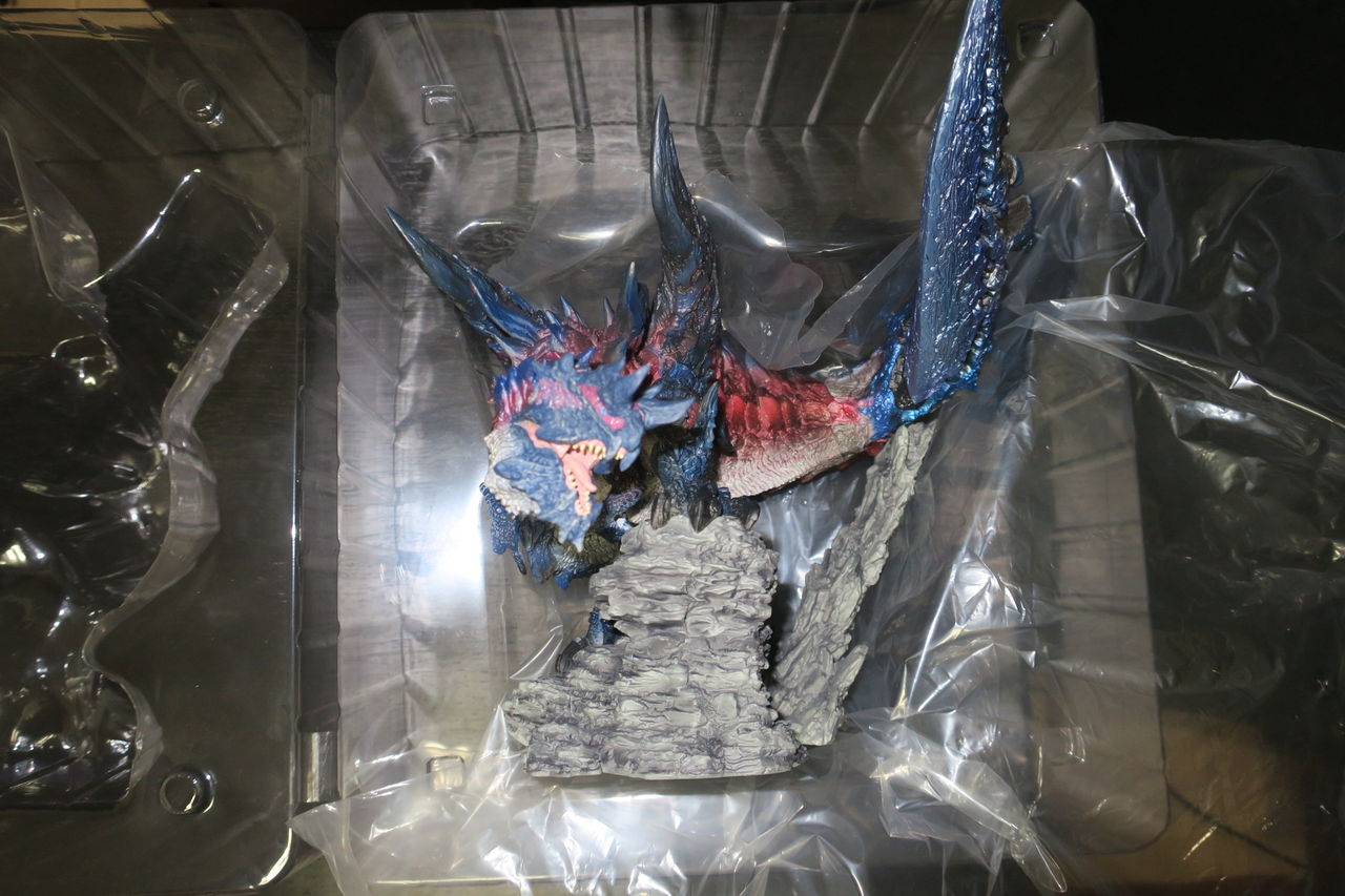 モンスターハンター ディノバルド クリエイターズモデル フィギュア 