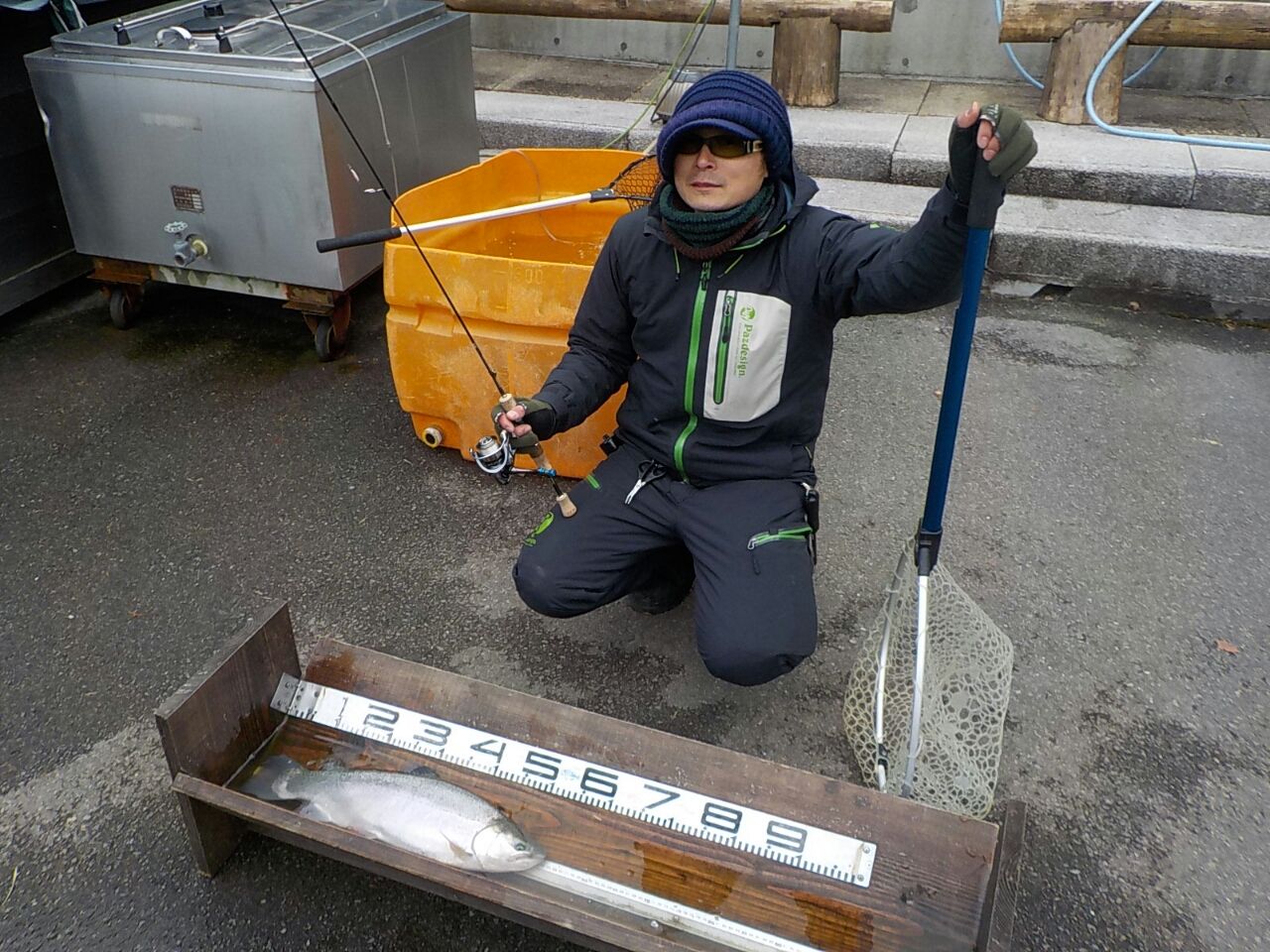 16年 管釣り 激シブでも巻きにこだわる サメジの釣り暮らし