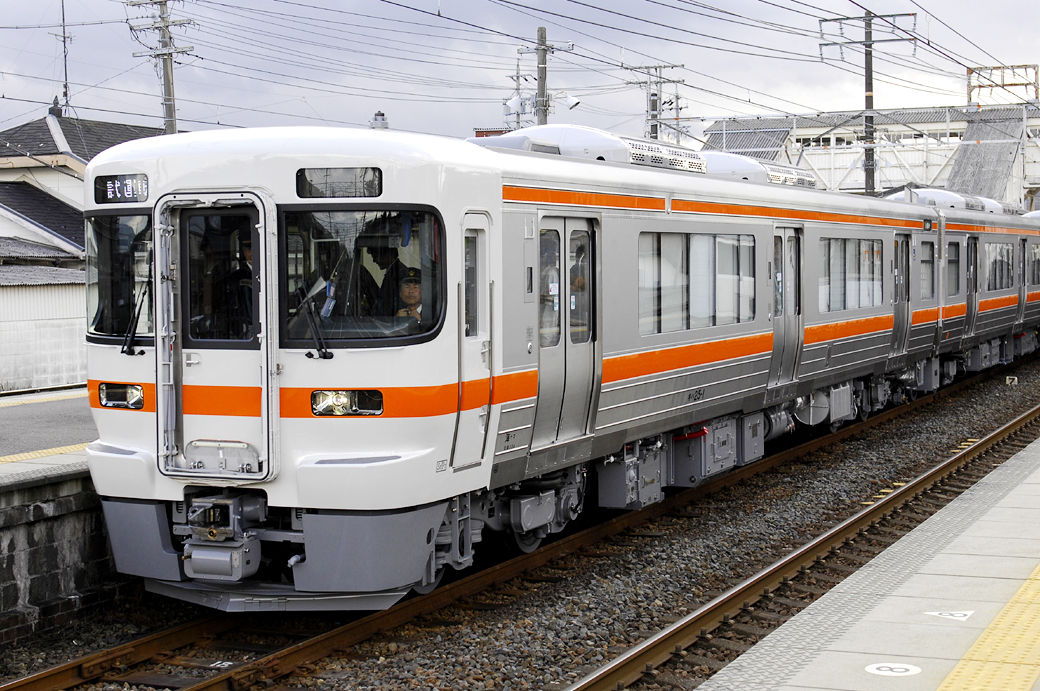 鉄道 いまだに仲が悪い Jr東日本とjr東海 英表記 東海 Central が 東日本 East よりも大きいのが 喧嘩のきっかけ 09 16 ほんまでっか速報