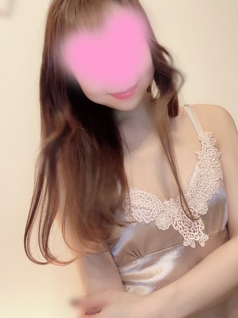 4E2EB37D-D1E7-40CE-8426-93A98F77F12E