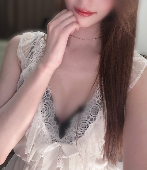 E0EDF62F-568B-4EEA-80E6-358595648256