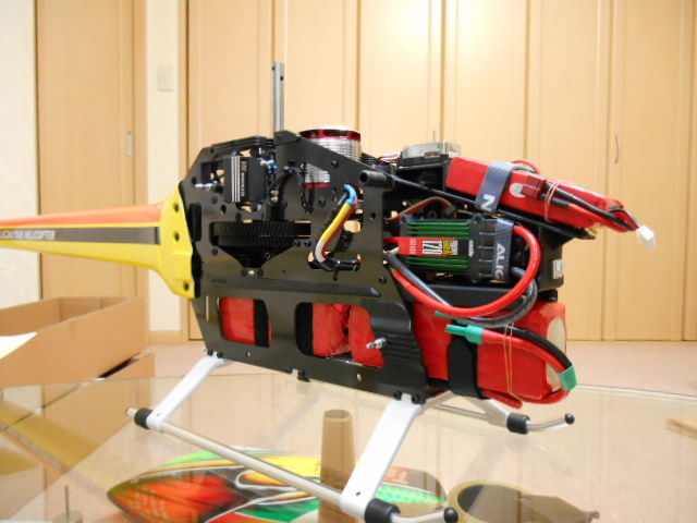 ALIGN T-REX700 Speedボディー装着の仕方。 : ラジコン (RC