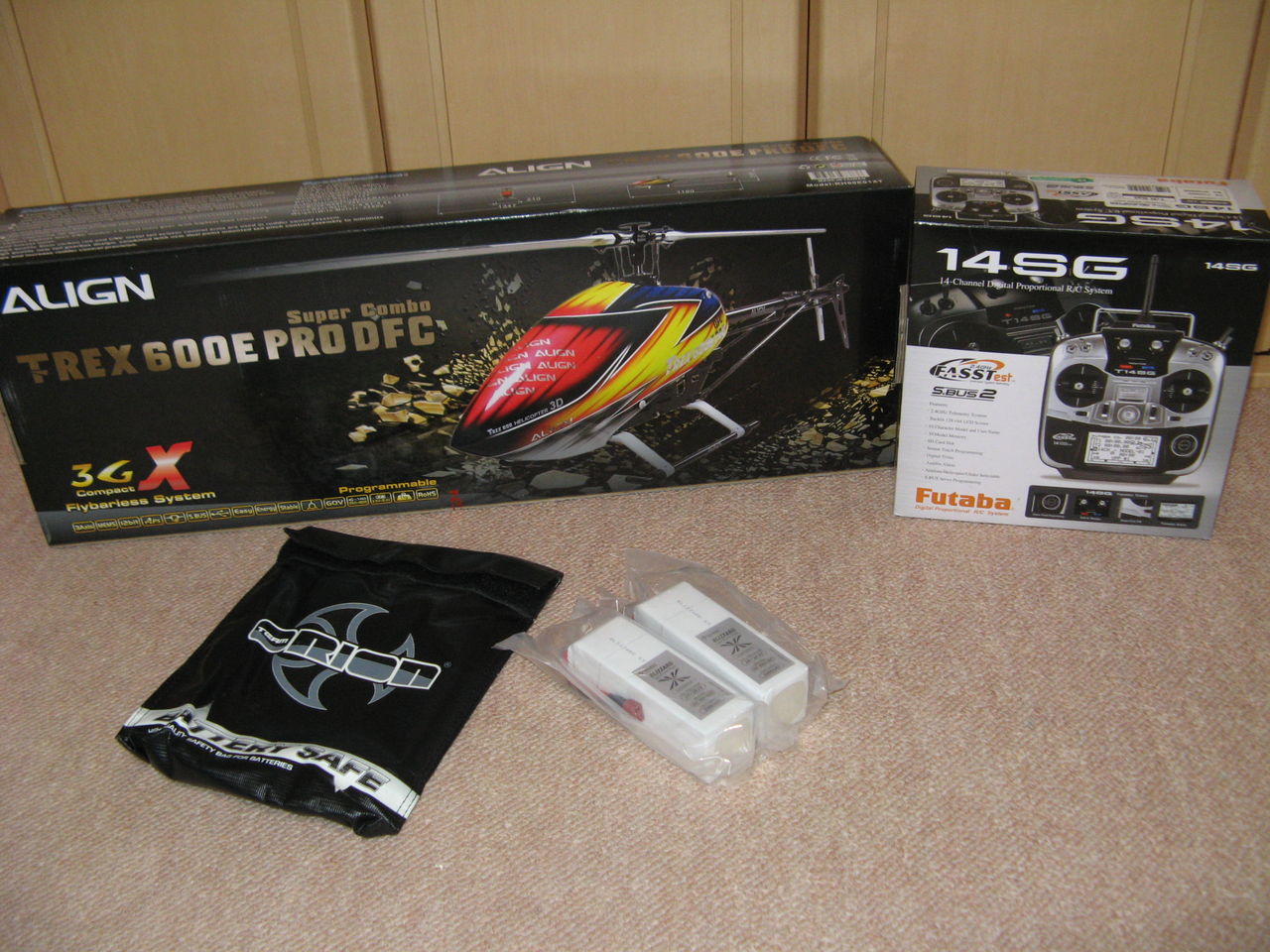 ALIGN T-REX600E PRO DFC ＆Futaba T-14SG組み立て・フライト