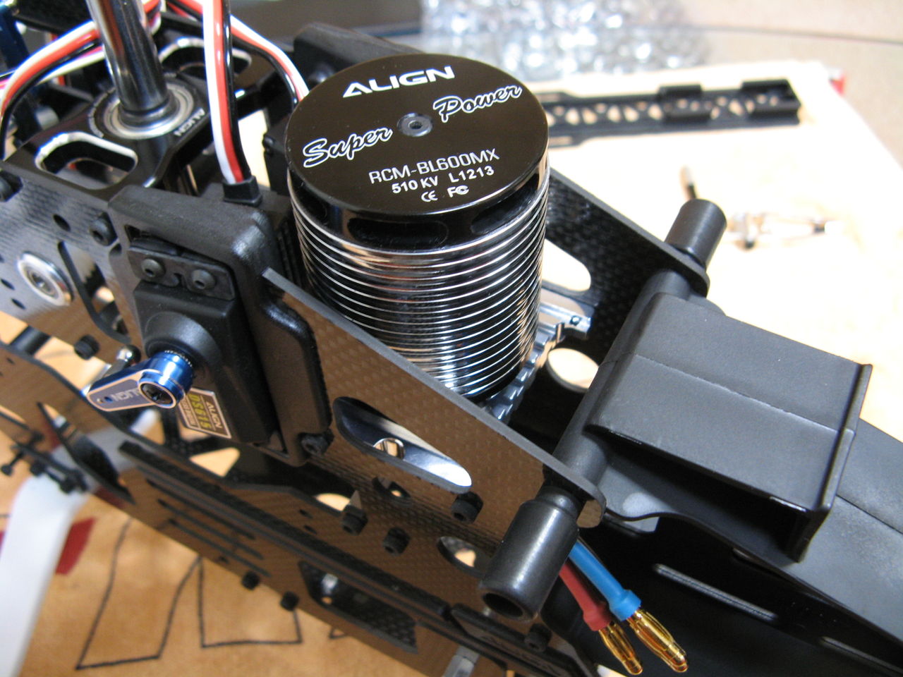 ホビーラジコン ALIGN T-REXE600E PRO DFC ALIGN TREX 600E PRO REPOST. - YouTube