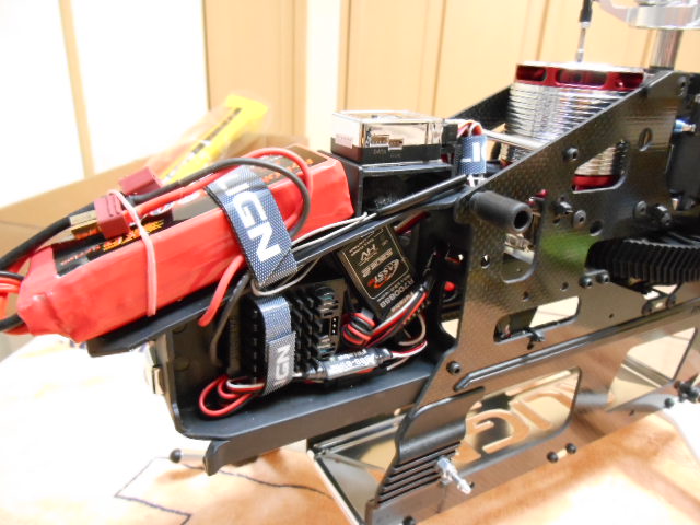 ALIGN T-REX700 Speedボディー装着の仕方。 : ラジコン (RC
