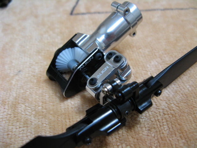 ALIGN T-REX450 PRO DFC＆FutabaT-8J 途中引き受け依頼公開ページ