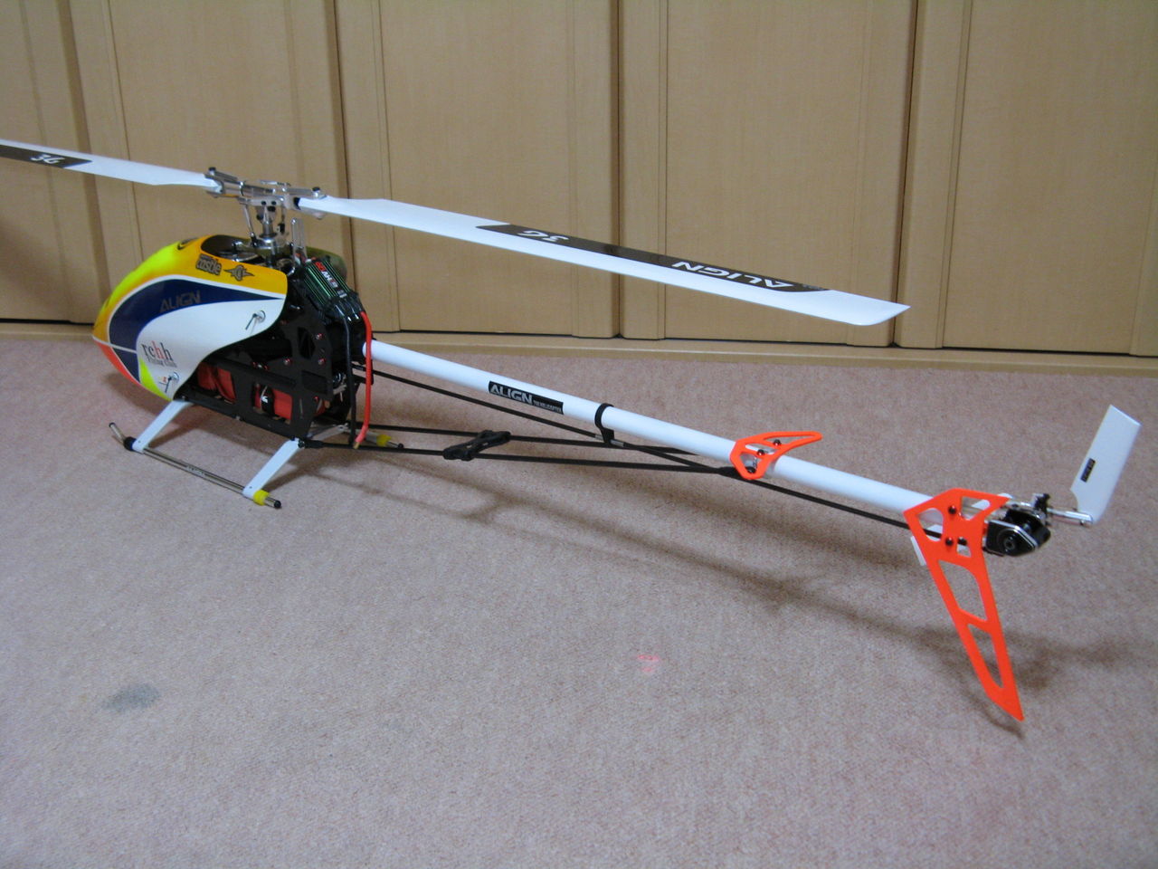 R/C キャノピーのオリジナル塗装の仕方! : ラジコン (RC) 初心者の為の