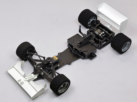 商品説明必読 香港製 RC/ラジコン F1/マティーニ ジャンク OlderF Newマシン!! : Side by Side のフォーミュラRC情報