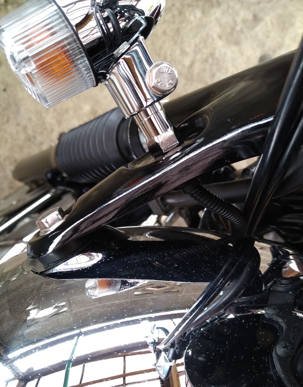 W650 POSHウィンカー取り付け : GROM日記帳