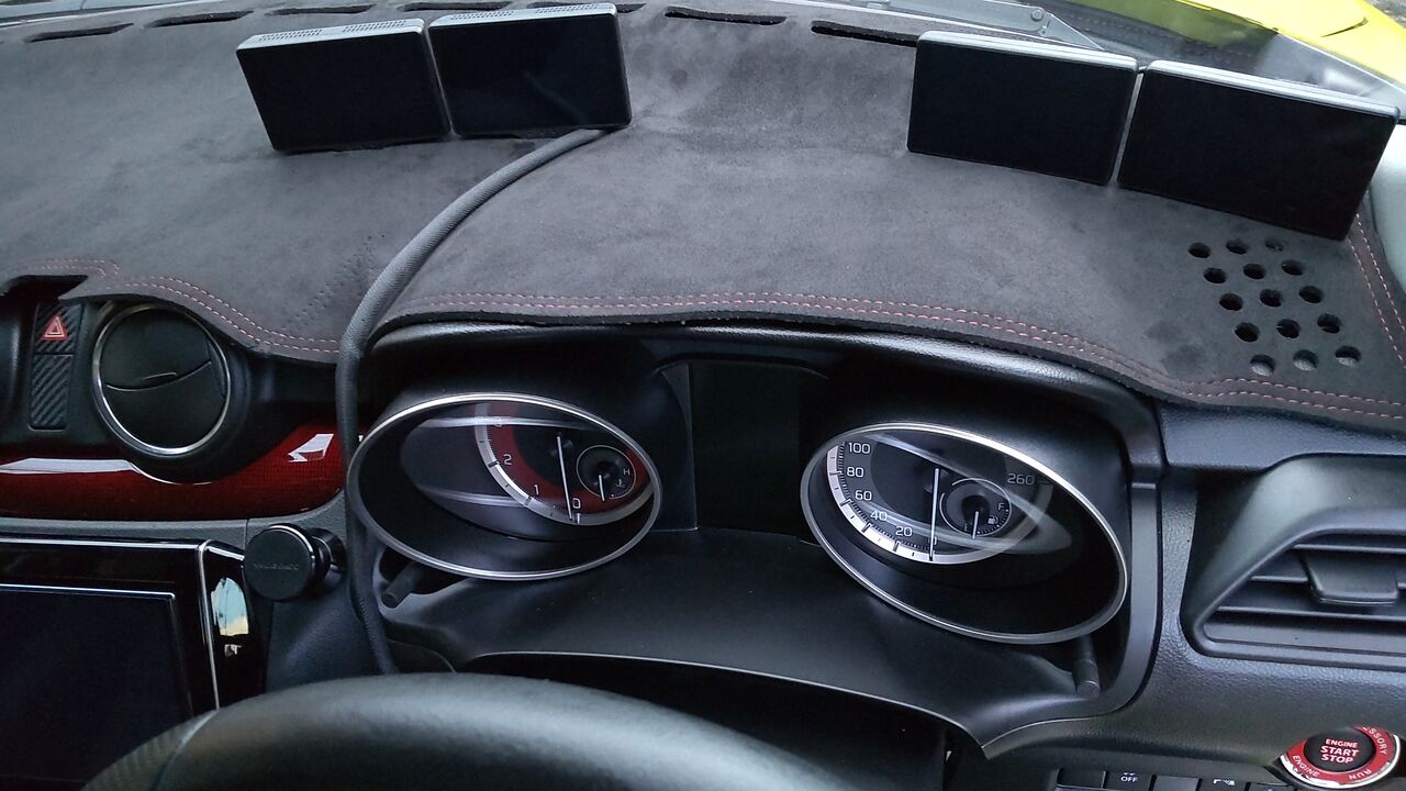 Sunland ダッシュボードマットスイフトスポーツzc33s用 スイフト