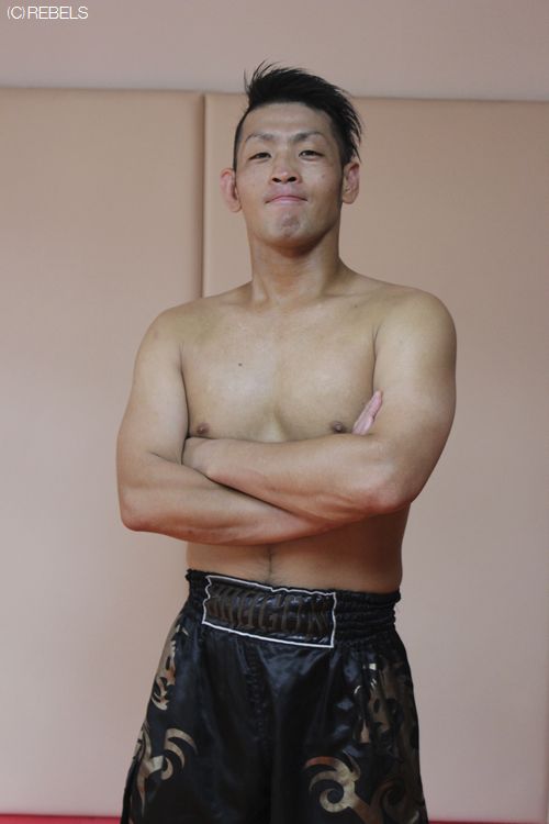 ドラゴンよりの刺客 堤 大輔 試合直前インタビュー Rebels レベルス 公式ブログ 日本最高のキックボクシング