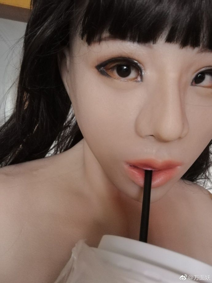 画像まとめ】目なしシリコン製フィメールマスクの威力! : 女装願望