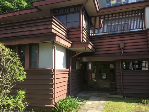 F6794B21-9367-43CE-B342-B8043875439A