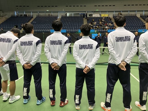 EBD2AEF3-3A60-42D4-B0EA-3B7EADD49DDA